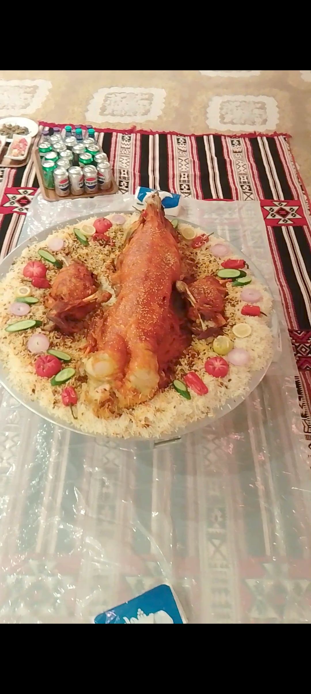 طباخ ذبايح وحشوان متنقل مع جميع الاغراض داخل الريا