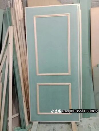 نجار أبواب وحلوق خشبيه وابلاكاش سنديال وابلاكاش عا