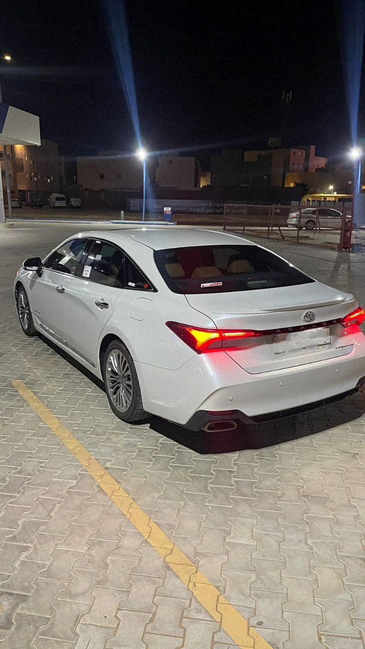 سيارة للبيع