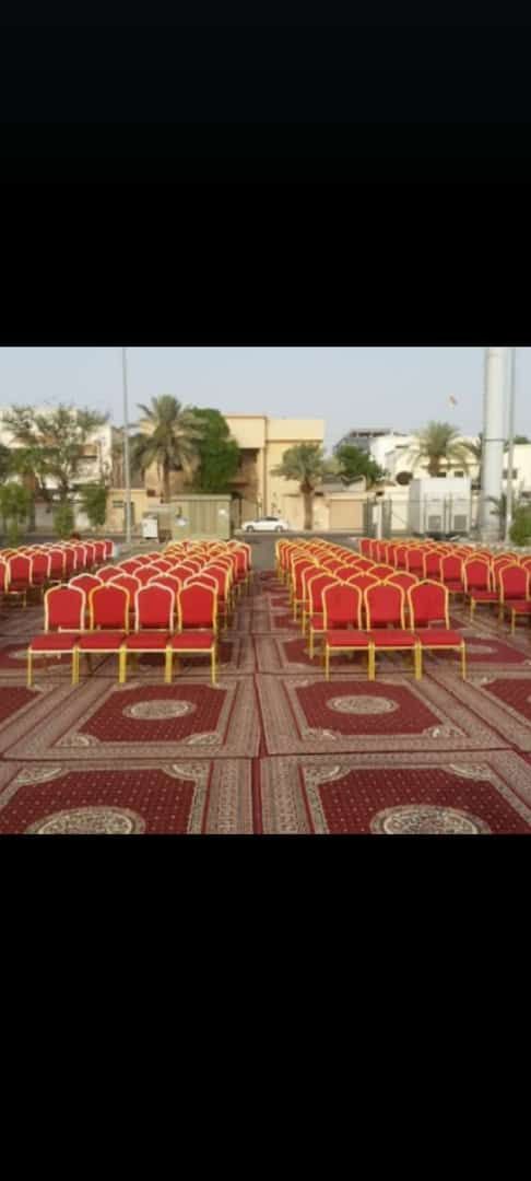 تاجير كراسي وطاولات وسماعات وزل ومكيفات وجلسات شعب