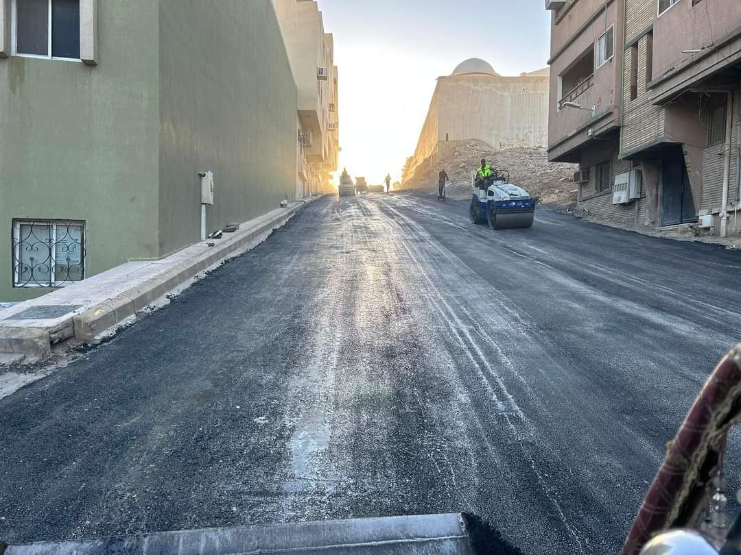 ابو عمر مقاول اسفلت باكستاني