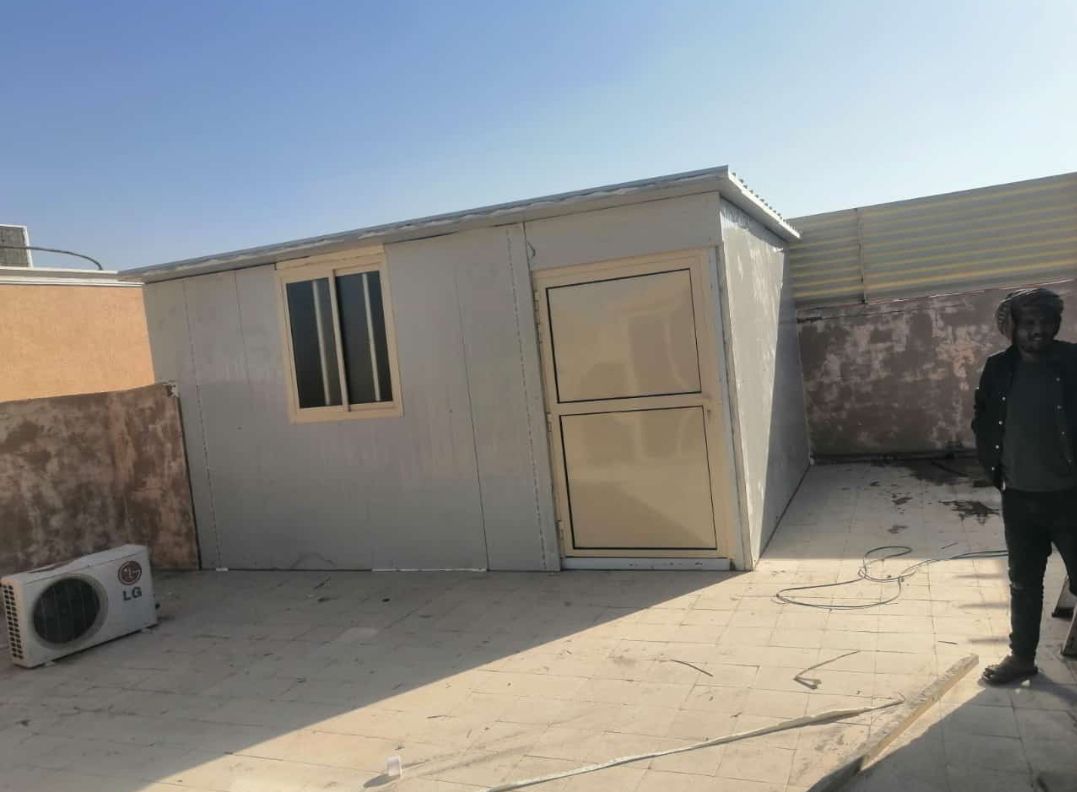 مضلات وسواتر وجلسات وهناجر مستودعات ساندويش بانل و