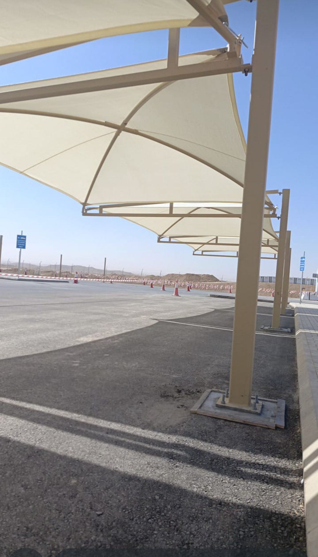 مضلات وسواتر وجلسات وهناجر مستودعات ساندويش بانل و