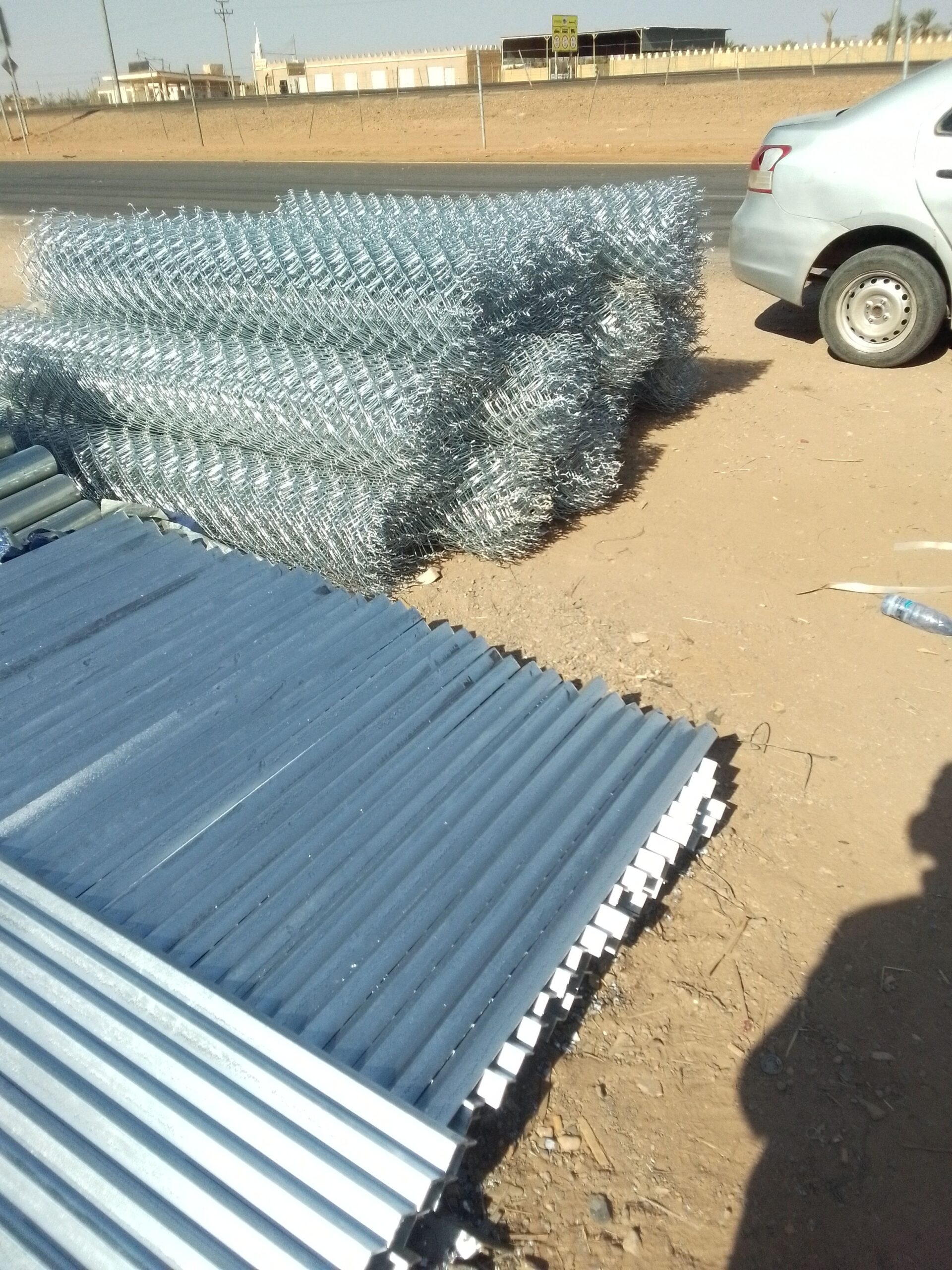 توريد وتركيب شبوك مزارع كسارات وستراحات وغيرها من