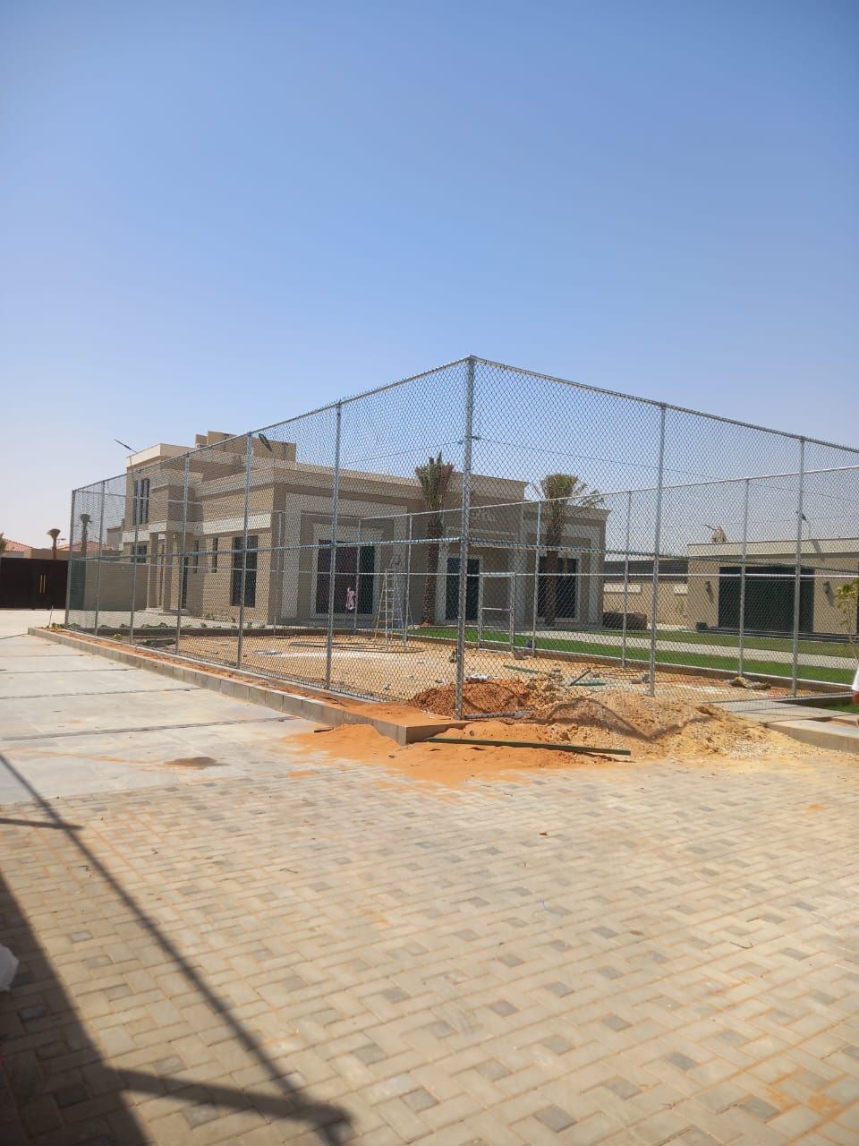 مقاول الشبوك ونخيل 0558079391