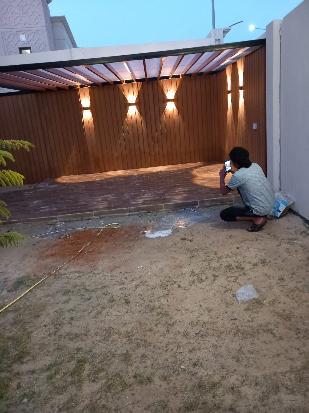 تنسيق حدائق وبناء مجالس