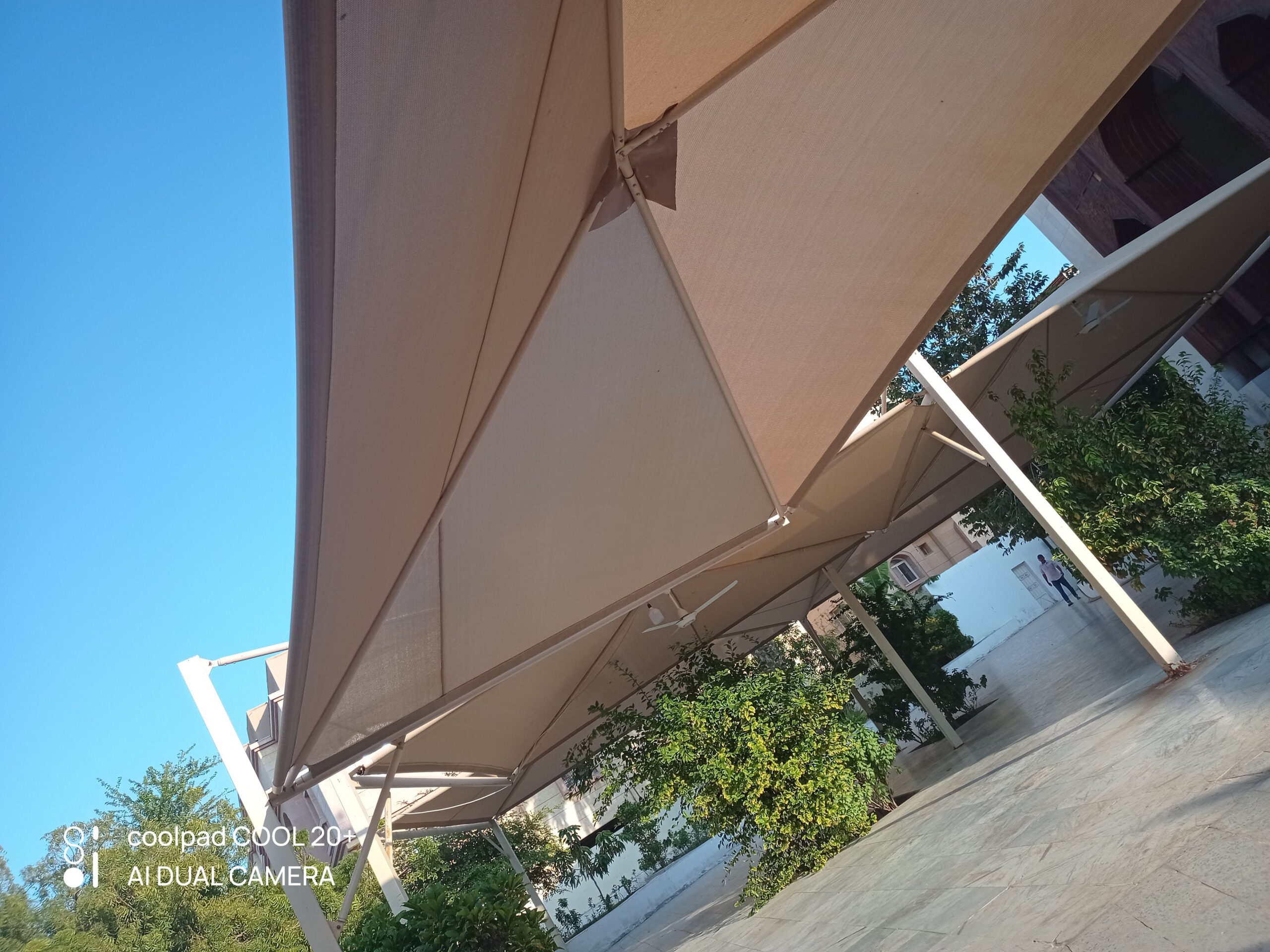 مظلات وسواتر جده