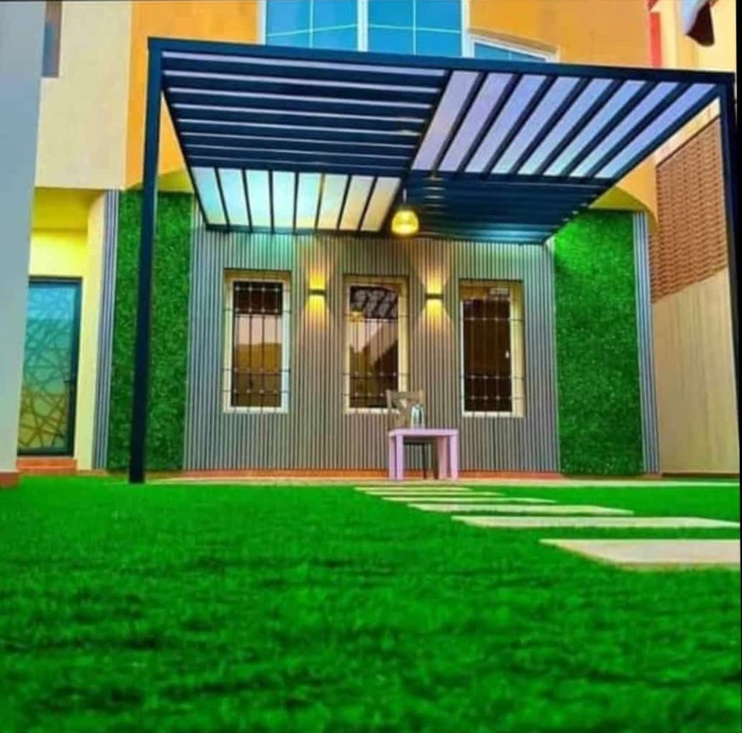 مضلات وسواتر وجلسات وهناجر مستودعات ساندويش بانل و