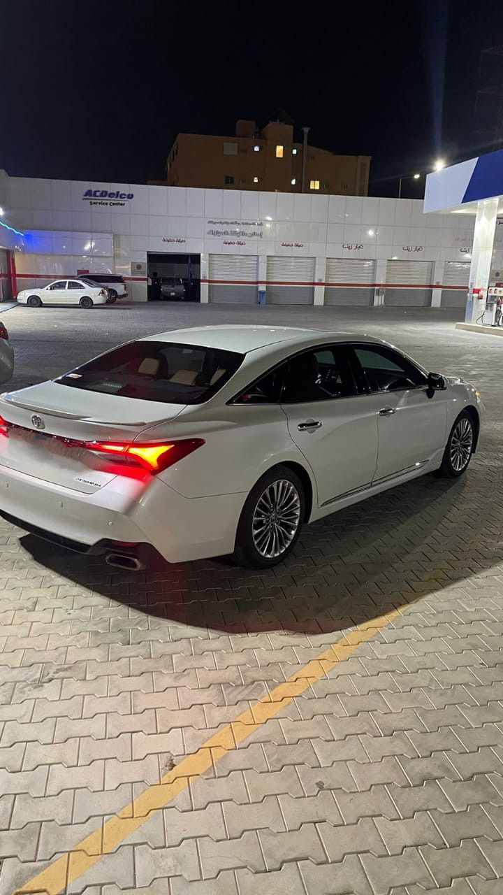 سيارة للبيع