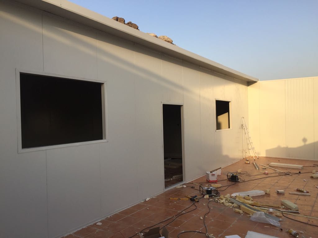 بناء ملاحق ساندویش بانل 0563304227