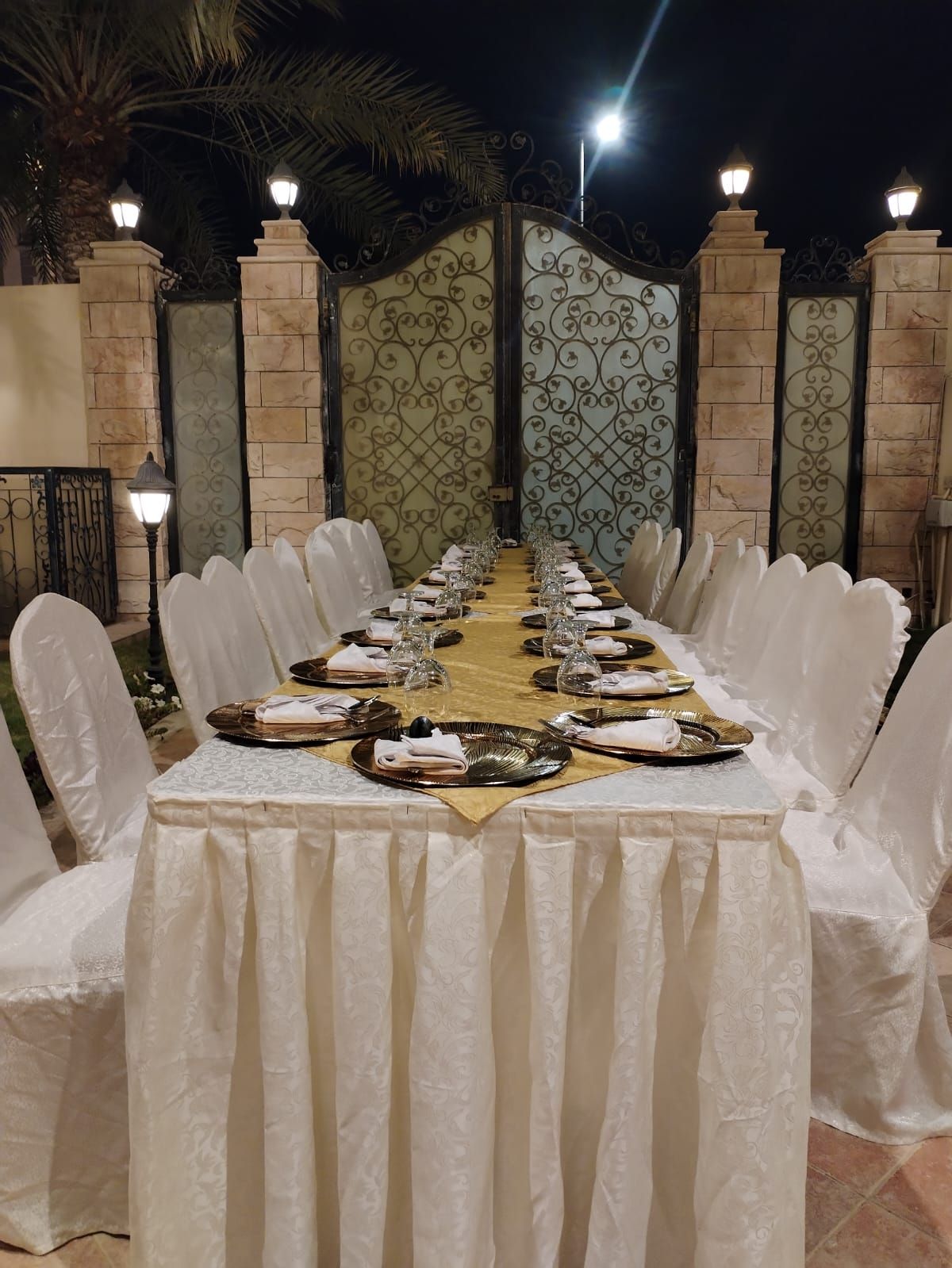 تاجير كراسي طاولات داري مستطيل كنب زال جلسات خيام