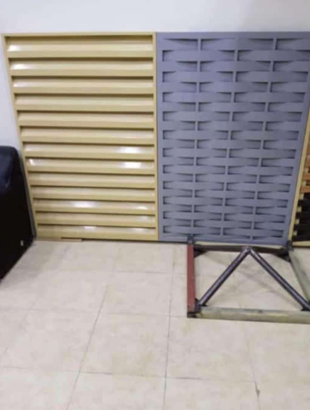 مضلات وسواتر وجلسات وهناجر مستودعات ساندويش بانل و