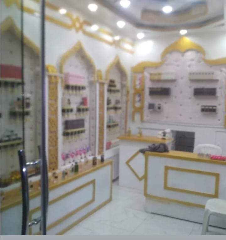 معلم ديكوات +معلم تيوبات حديد وصاجات+نجارة خشب. لل