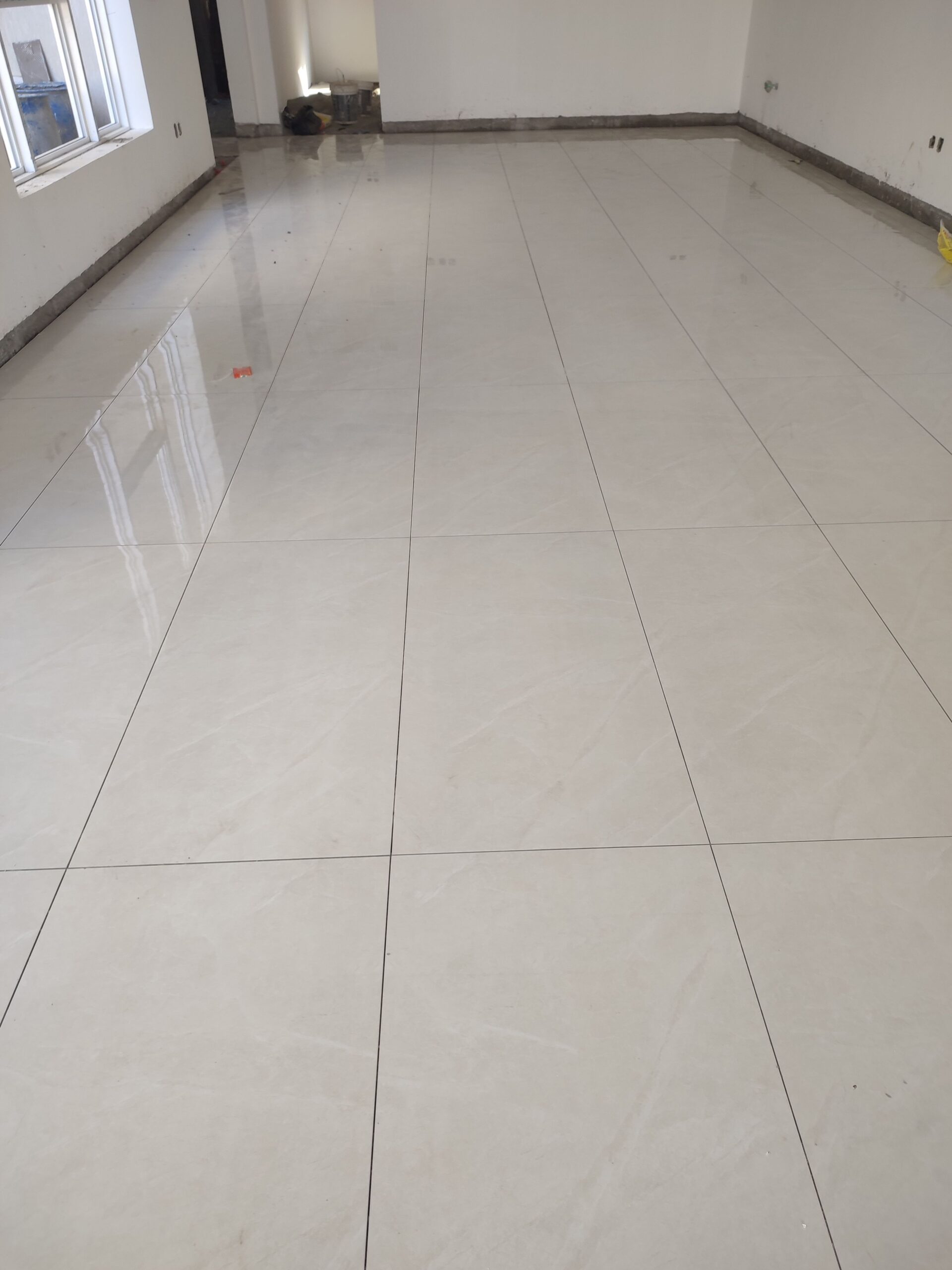 مبلط يماني ممتاز في الرياض