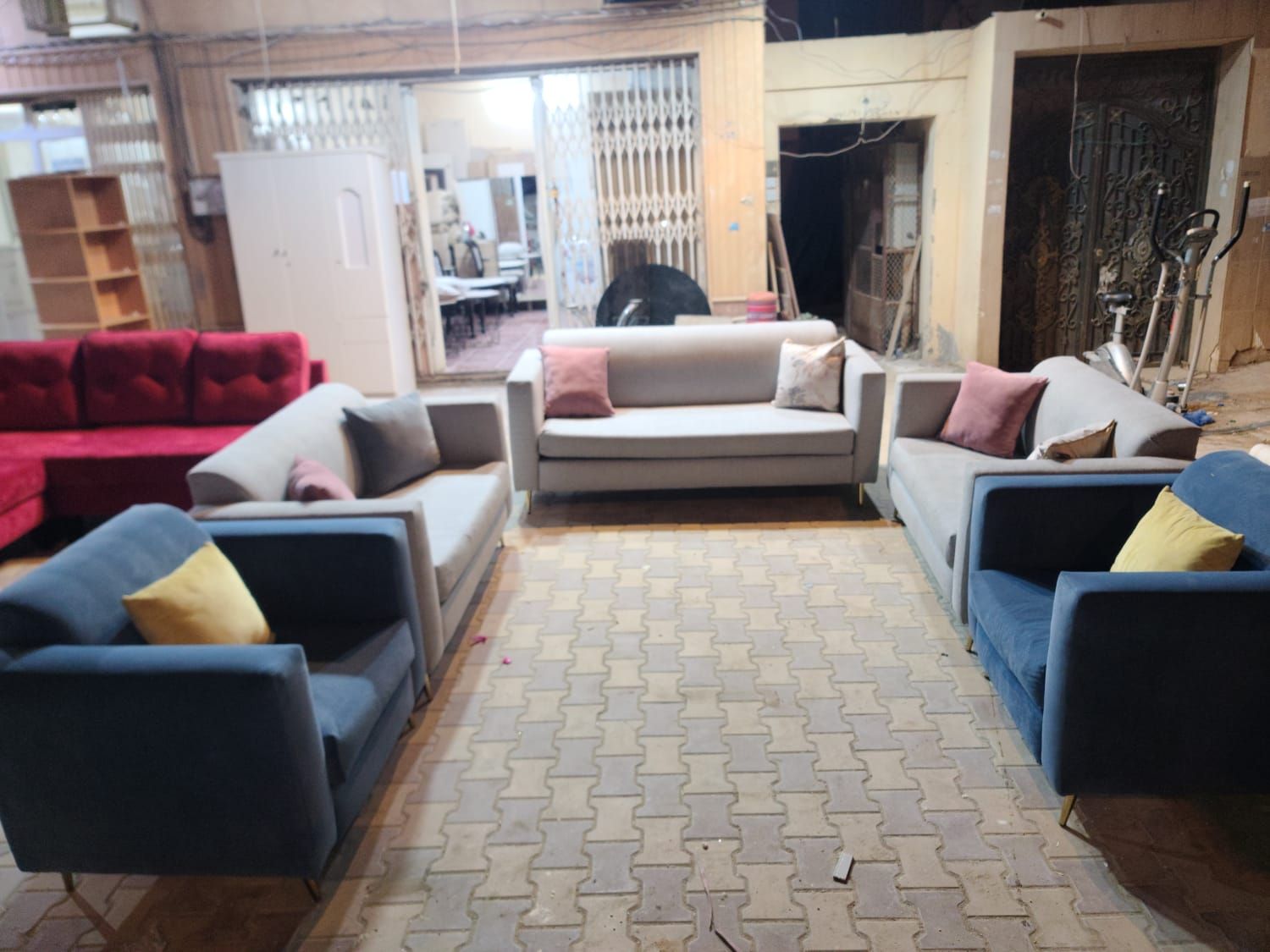 كنب شبه الجديد في الرياض