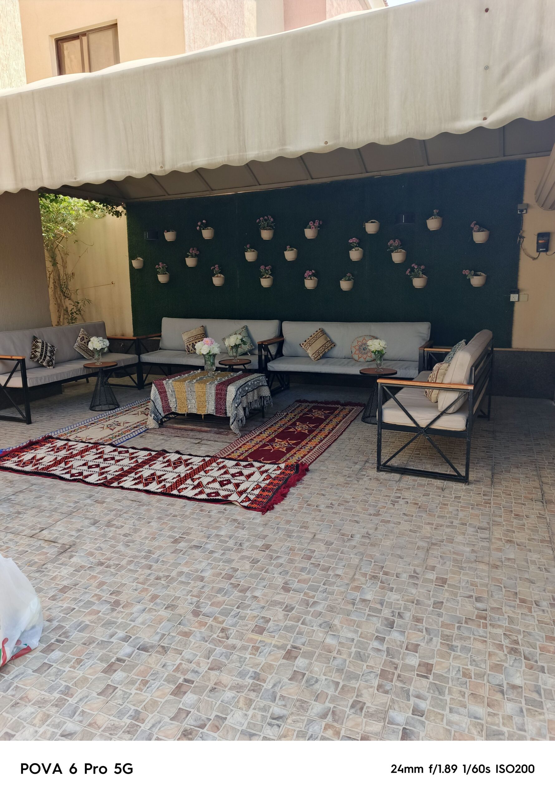 تاجير مستلزمات حفلات ومناسبات كراسي طاولات جلسات ش