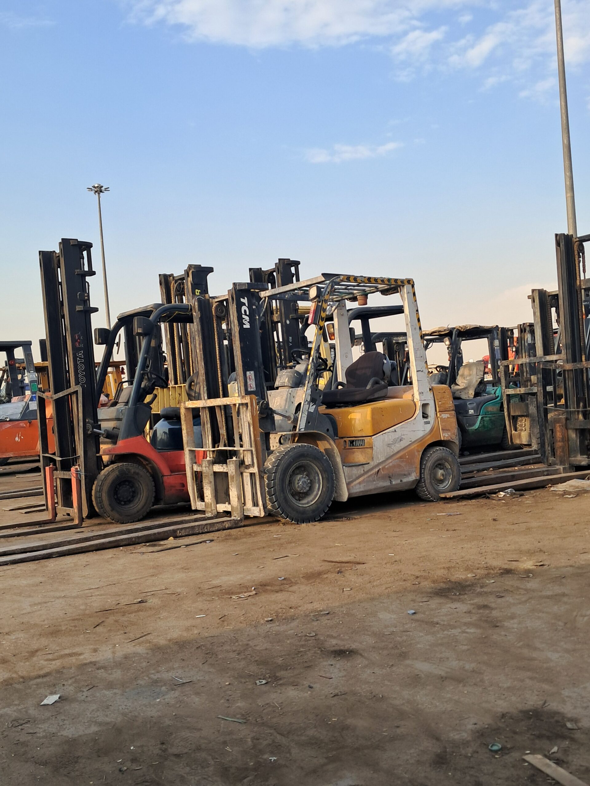 رافعه شوكيه للإيجار