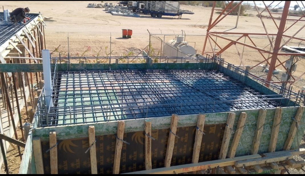 مقاول ملاحق