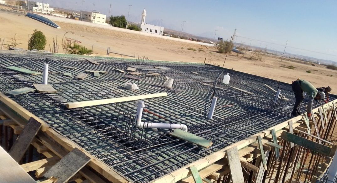 مقاول ملاحق