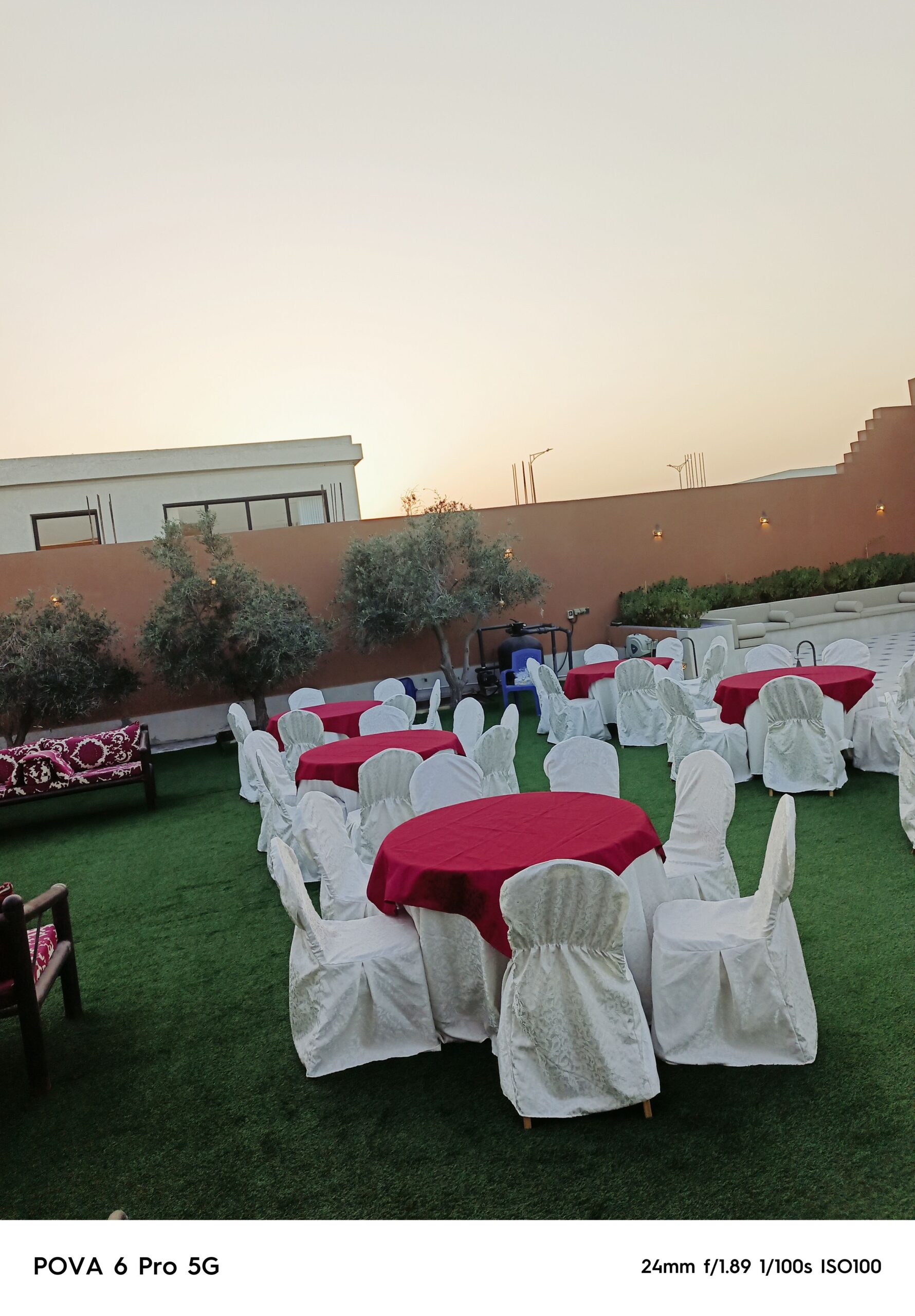 تاجير مستلزمات حفلات ومناسبات كراسي طاولات جلسات ش