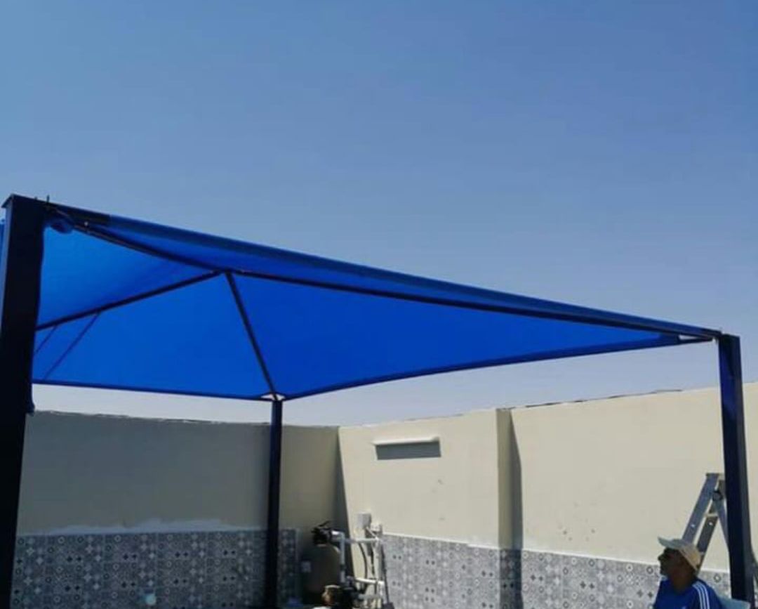 مضلات وسواتر وجلسات وهناجر مستودعات ساندويش بانل و