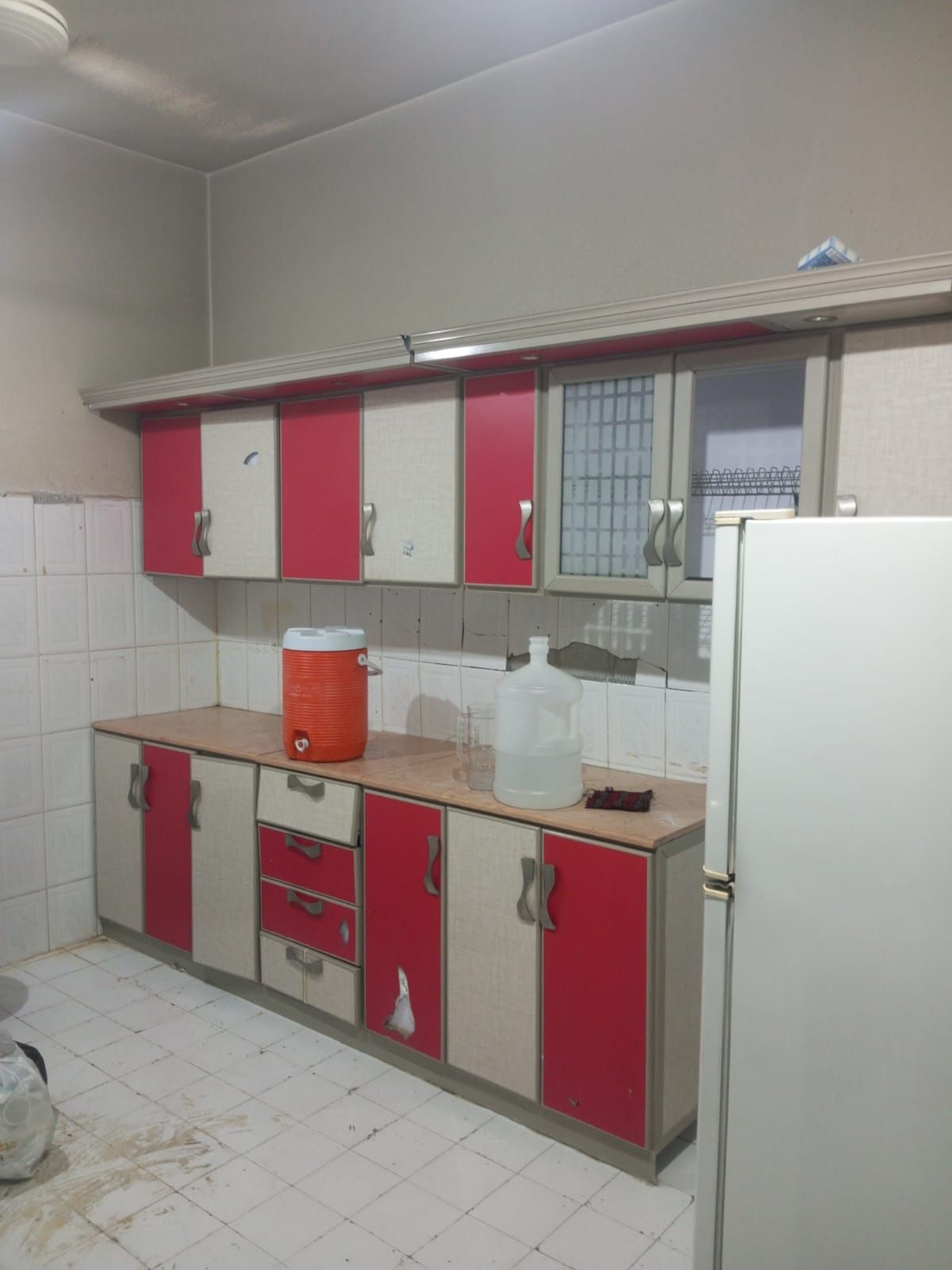 شراء اثاث مستعمل