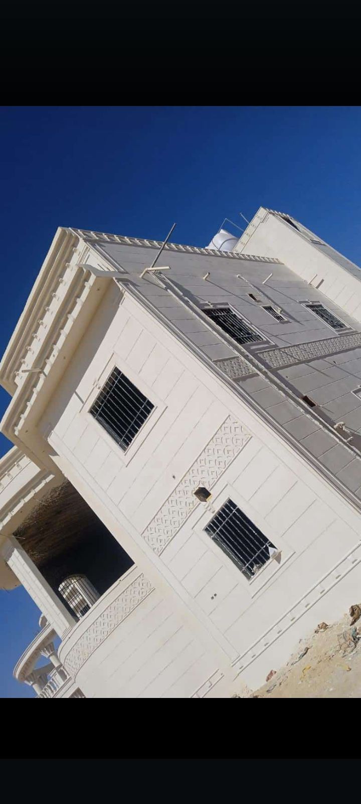 لياسه ملونه وحجر طبيعي