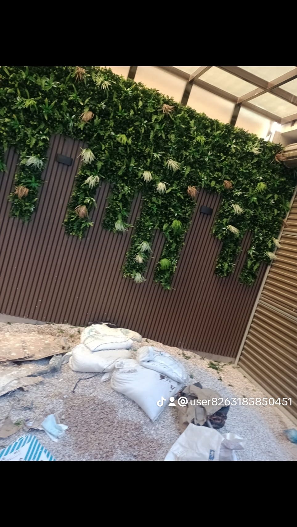 تنسيق حدائق وفن شلالات ونوافير ومظلات