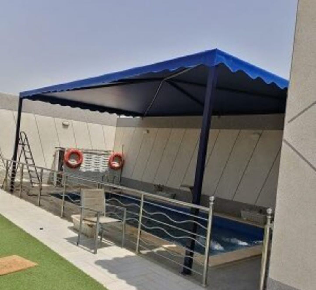 مضلات وسواتر وجلسات وهناجر مستودعات ساندويش بانل و