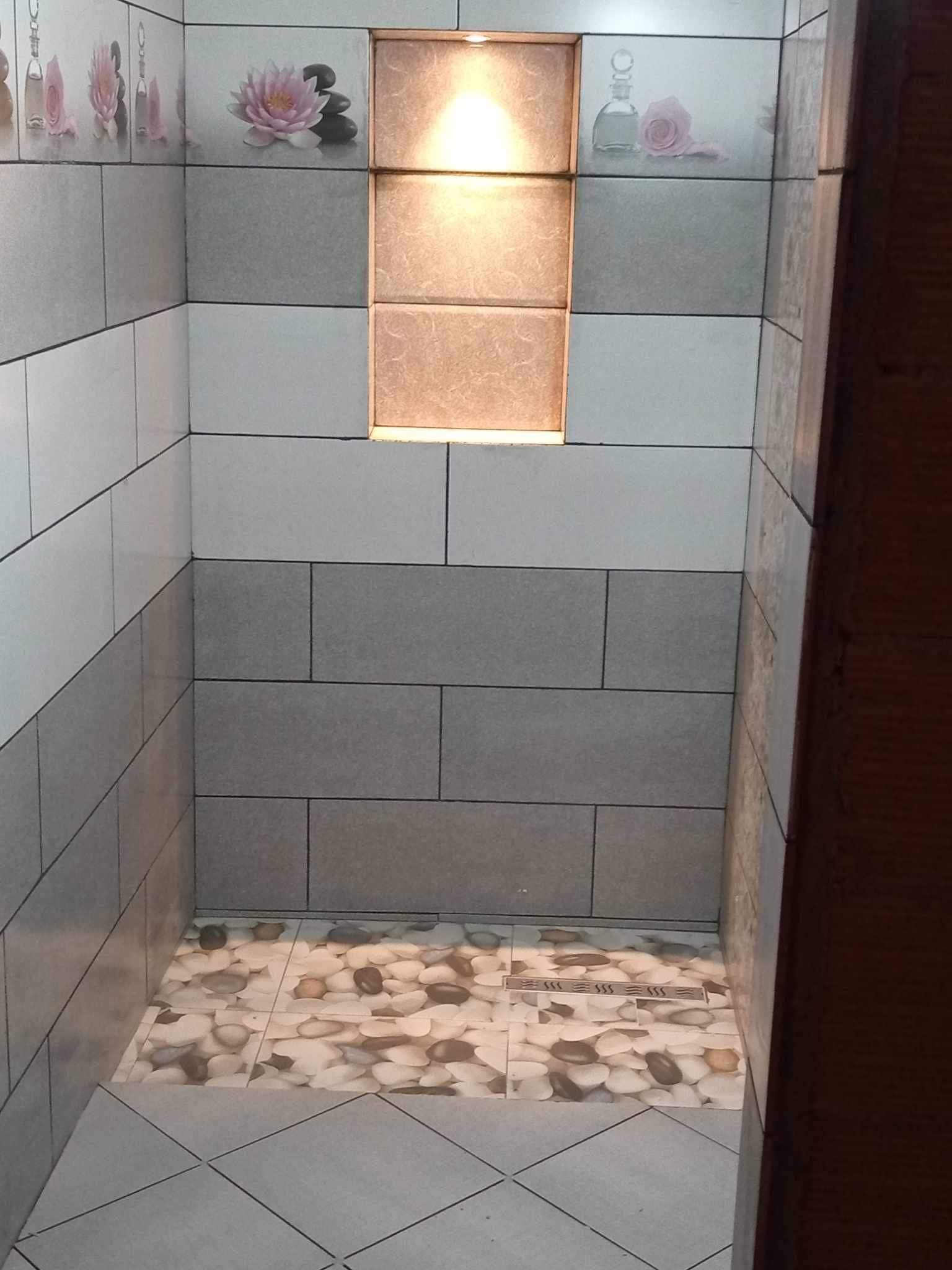 النسيم الغرب والشرق