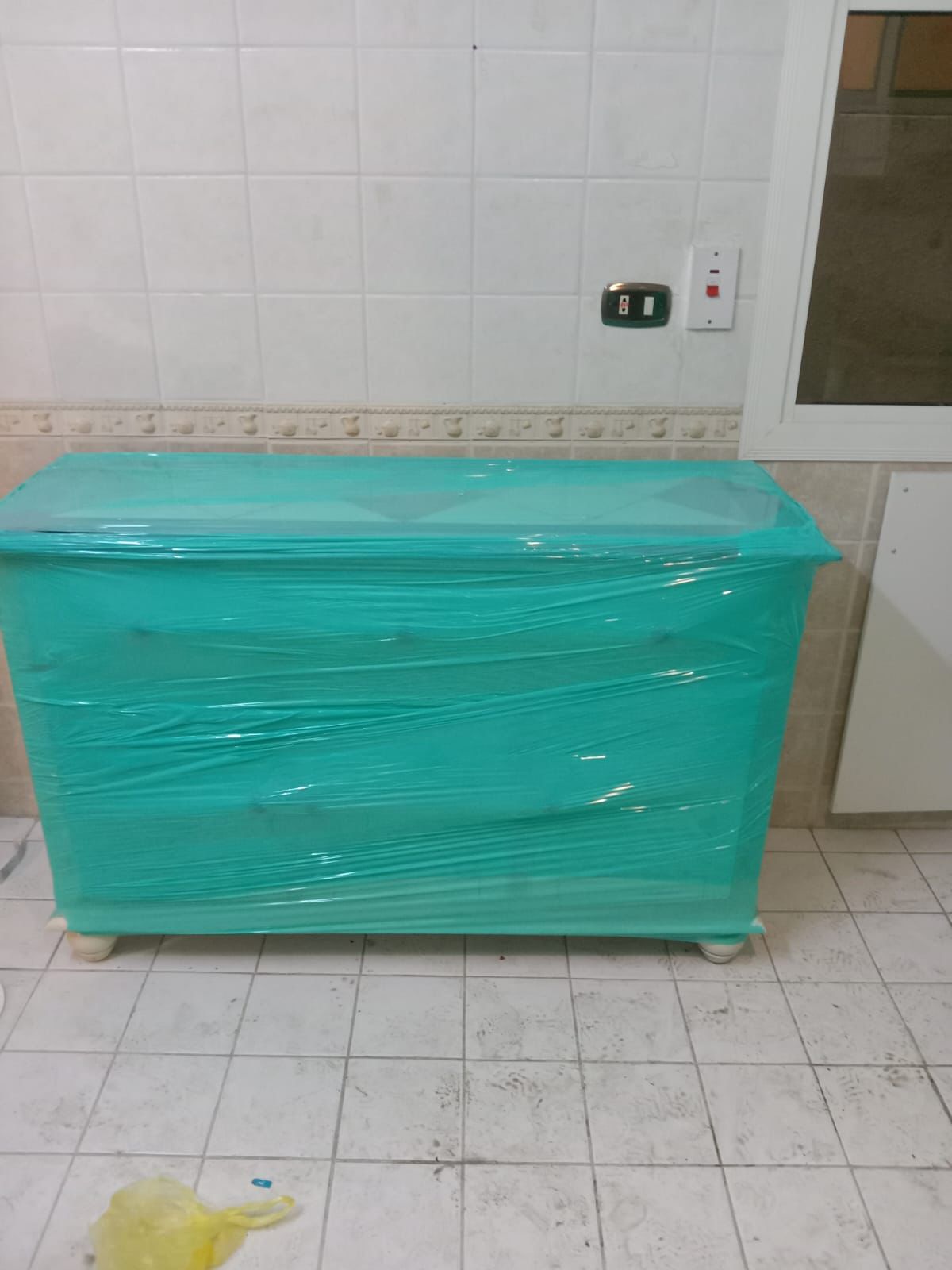 نقل عفش جدة مع الفك والتركيب والتغليف والضمان