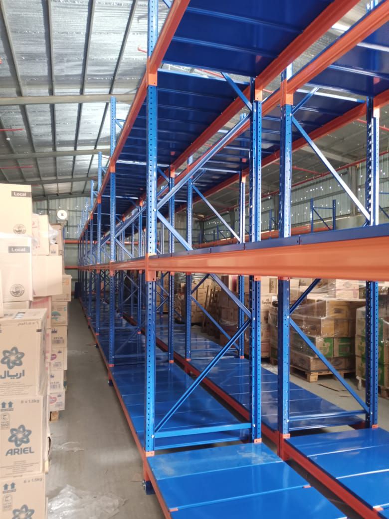 رفوف وارفف مخازن ومستودعات بيع وشراء جميع انواع ال