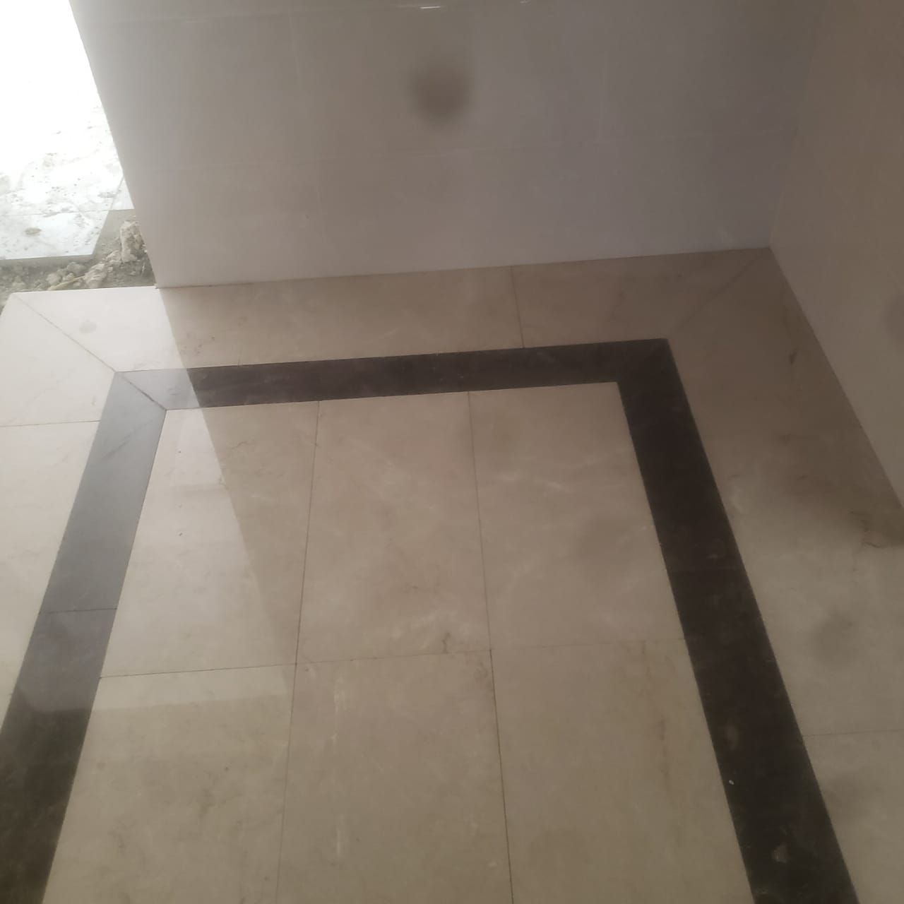 معلم بلاط سيراميك رخام ترويبه