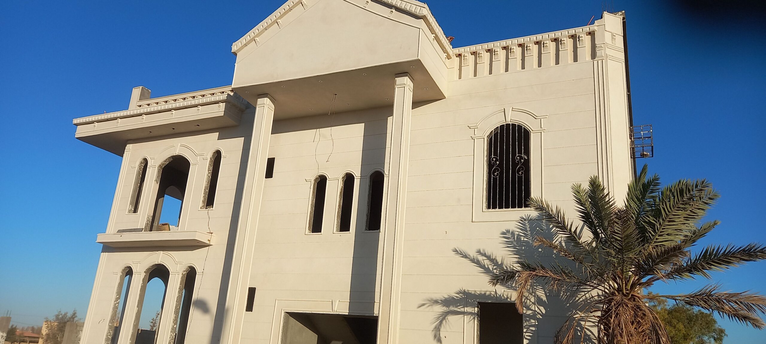 لياسه ملونه وحجر طبيعي