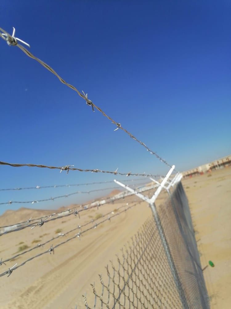 مقاول شبوك وسياج امنيه وإنشاء مستودعات ومضلات