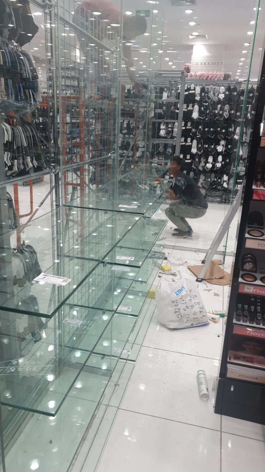 مؤسسة عبد الرحمن السماري للجزاز السيكوريت والالمني