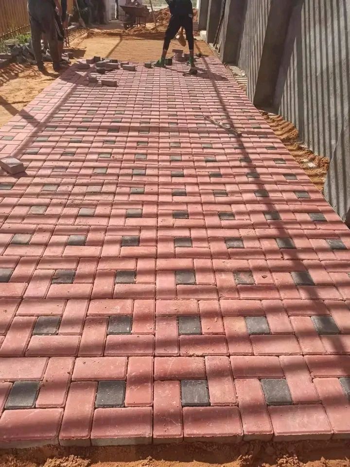 معلم بلدوره وانترلوك