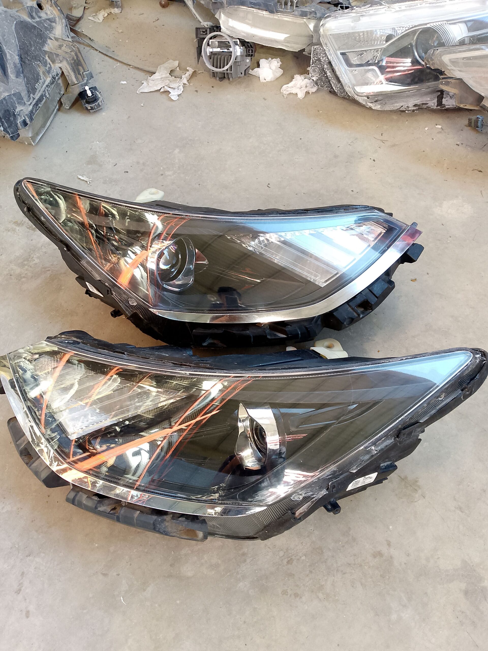 تشليح السلي لجميع انواع قطع غيار السيارات المستعمل