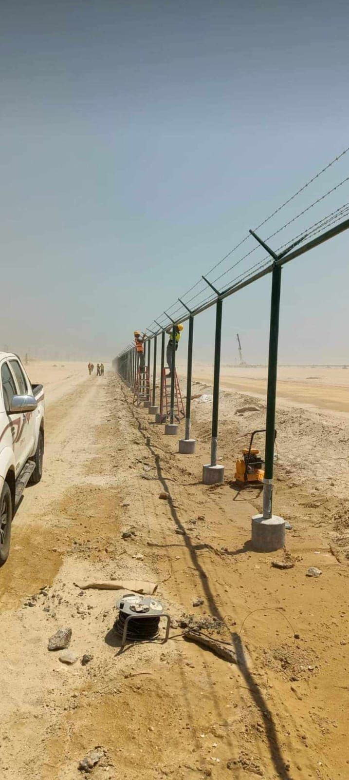 مقاول شبوك وسياج امنيه وإنشاء مستودعات ومضلات