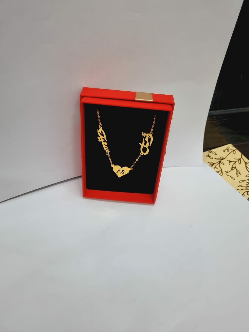 سلاسل نسائي مطلي بالاسم حسب الطلب