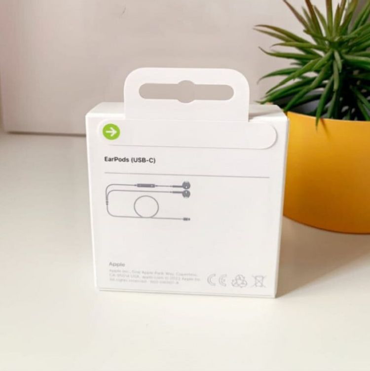 سماعه ابل سلك التايب سي ايفون 15و16