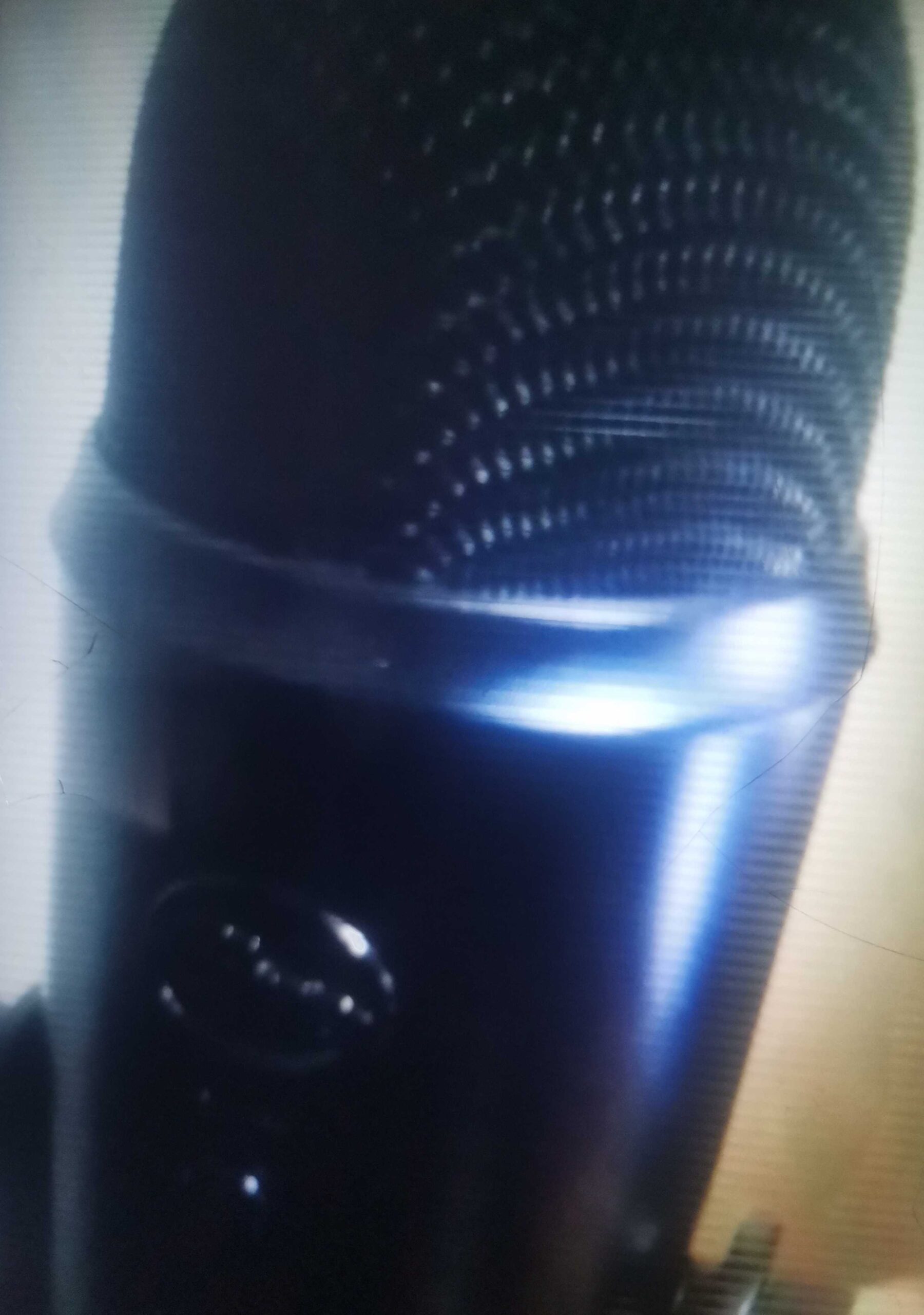 سوني 4 مع يدتين واماوس كيبورت وا مايك بي 600ريال ا