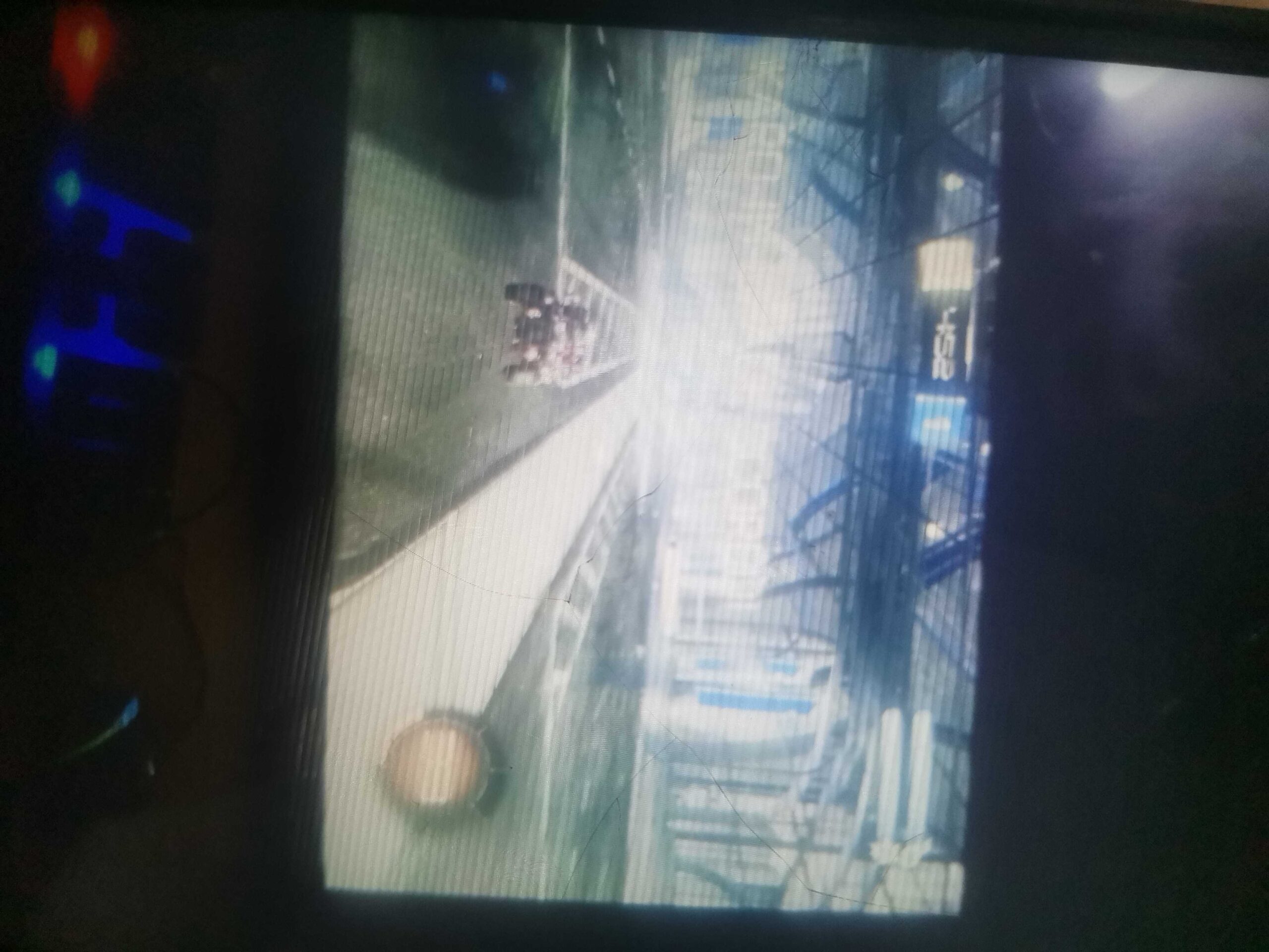 سوني 4 مع يدتين واماوس كيبورت وا مايك بي 600ريال ا