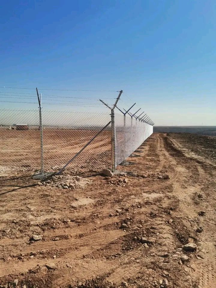 مقاول شبوك بجمع انواعها وبناء بيوت تراث وترميمات