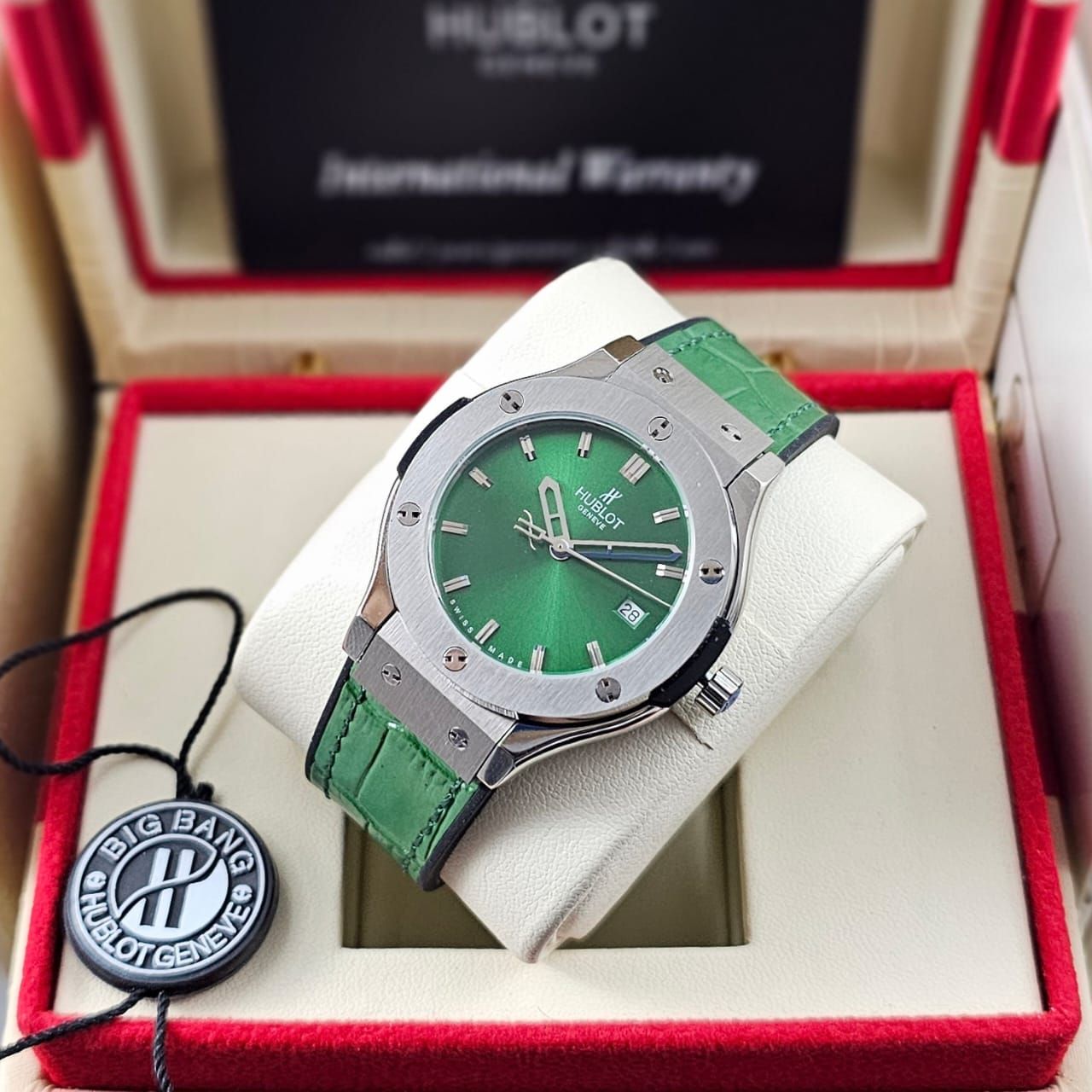 ساعات هوبلت نسائي