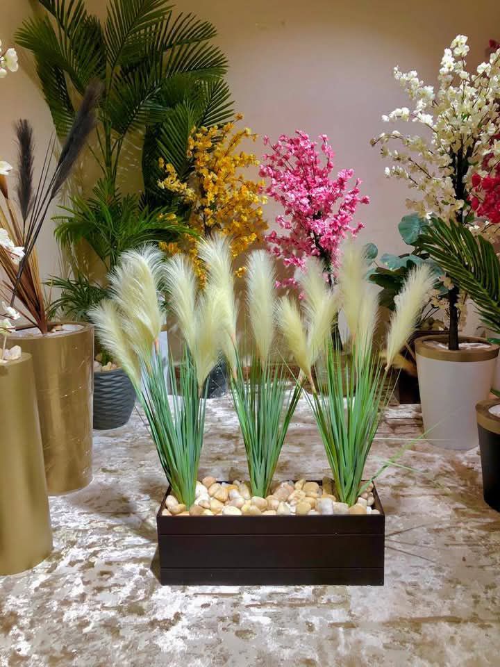 تنسيق حدائق منزلية وتركيب جميع العشب الصناعي والطب