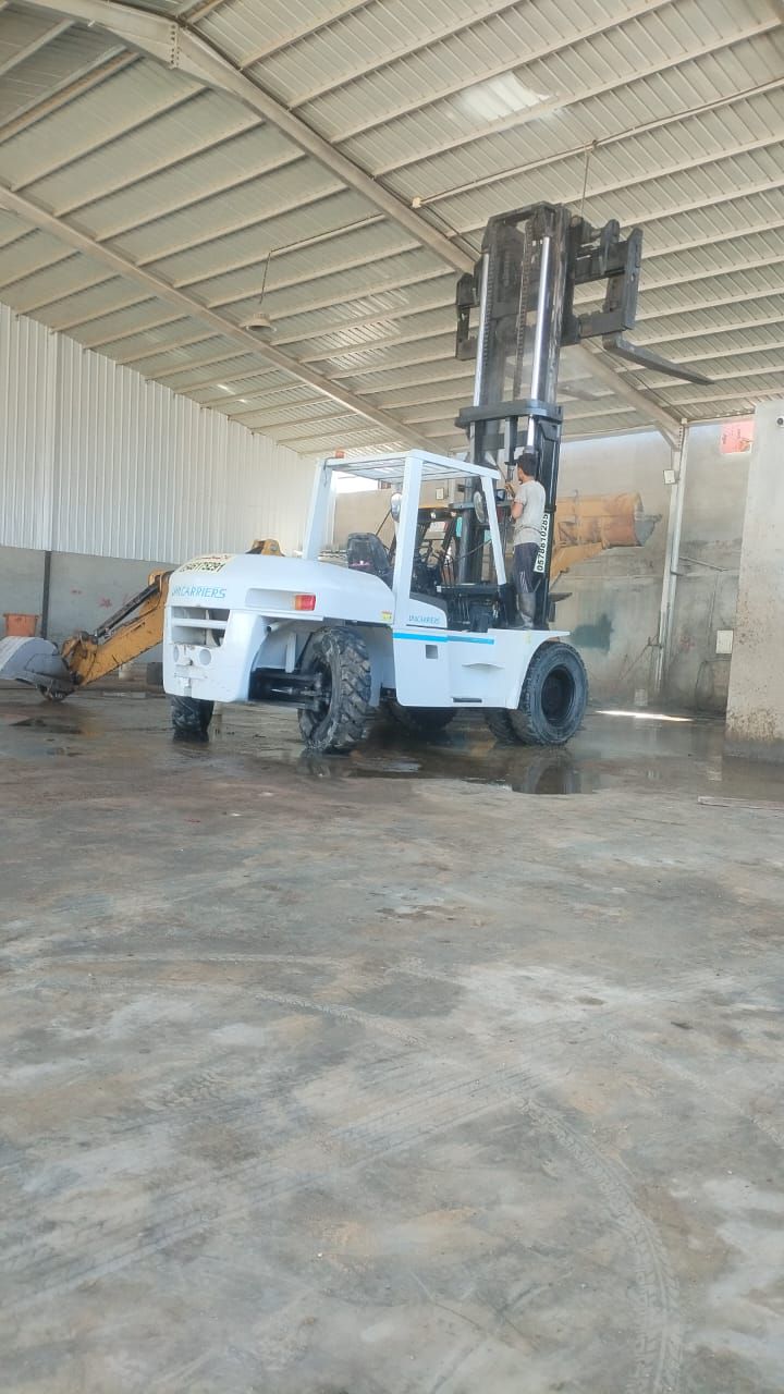 رافعة شوكية للايجار المدينة 0556259910