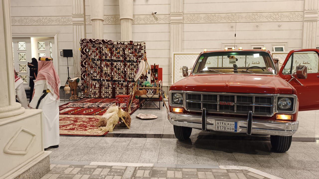 الدمام الخبر سيهات القطيف العزيزية بقيق الاحساء ال