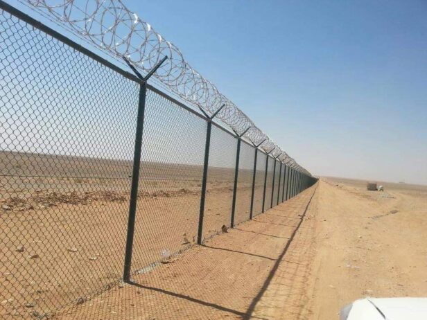تركيب شبوك مزارع سياج مجلفن جميع المواصفات في جميع