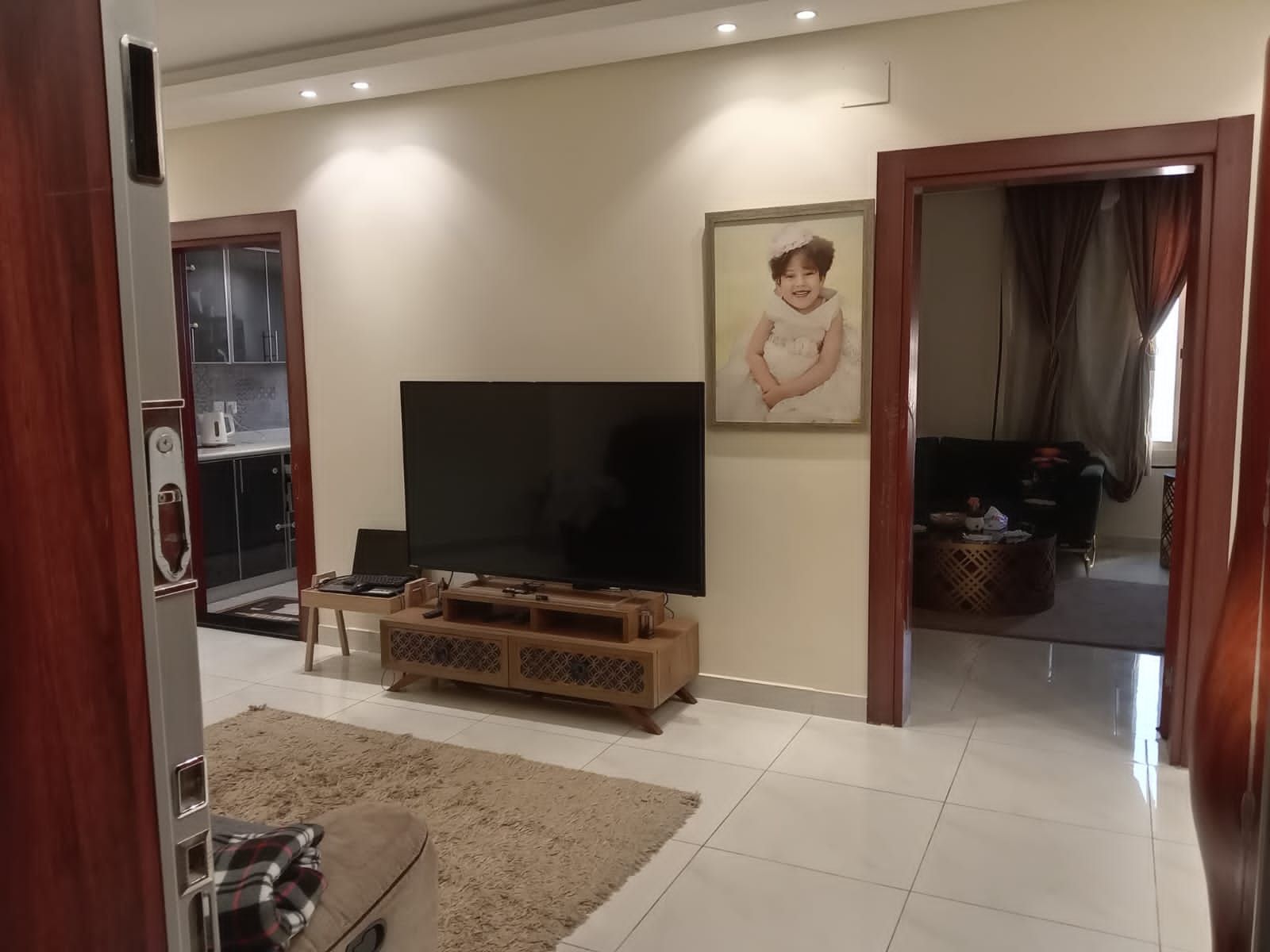 شقه للايجار حي العريض